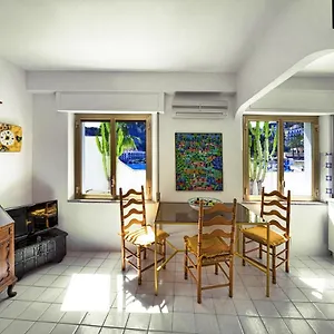 https://residence-degli-agrumi-mare.taorminaitalyhotels.com